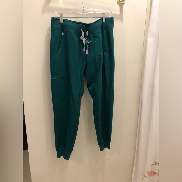 Figs Pants & Jumpsuits Nwt Figs Hunter Green Scrub Joggers Poshmark